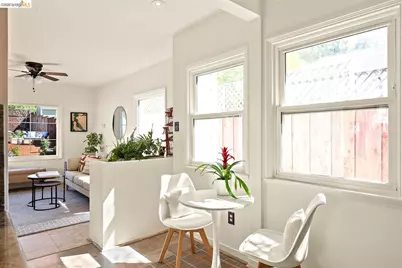 3292 Jordan Rd, Oakland, CA 94602 - Photo 14