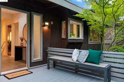 6476 Valley View Rd., Oakland, CA 94611 - Photo 2