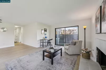 2 Lakeview Ct, Novato, CA 94947 - Photo 6