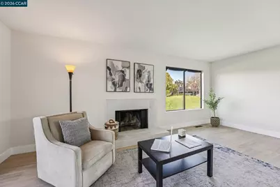 2 Lakeview Ct, Novato, CA 94947 - Photo 4