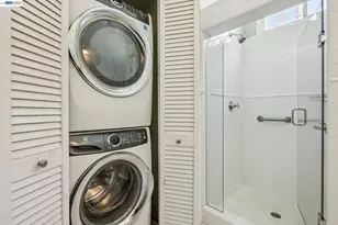 2070 Bush St, San Francisco, CA 94115 - Photo 36