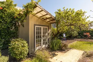 477 49th St, Oakland, CA 94609 - Photo 28