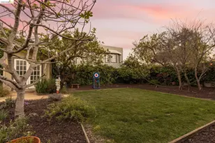 477 49th St, Oakland, CA 94609 - Photo 42