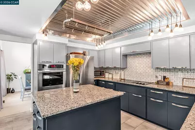 2486 Del Monte Dr, Fairfield, CA 94534 - Photo 10