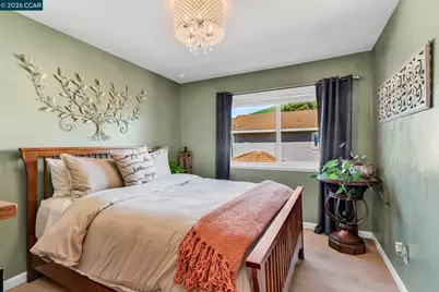 2486 Del Monte Dr, Fairfield, CA 94534 - Photo 32