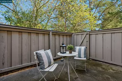 809 Villa Lane #2, Moraga, CA 94566 - Photo 10