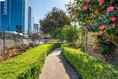 653 11th Street, Oakland, CA 94612 - Photo 4