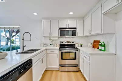 34743 Chanel Terrace, Fremont, CA 94555 - Photo 10