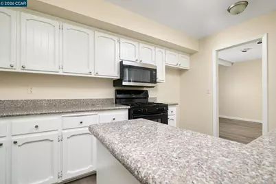 1706 Barton Dr, Fairfield, CA 94534 - Photo 4