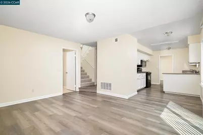 1706 Barton Dr, Fairfield, CA 94534 - Photo 6