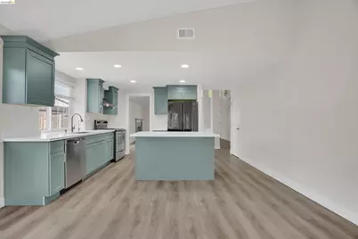 2921 Honeysuckle Cir, Antioch, CA 94531 - Photo 20