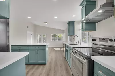 2921 Honeysuckle Cir, Antioch, CA 94531 - Photo 18