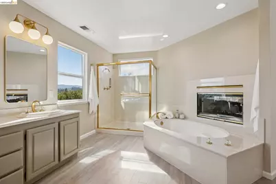 2004 Fries Ct, Martinez, CA 94553 - Photo 42