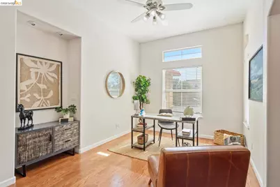 6013 Bach Ct, Citrus Heights, CA 95621 - Photo 4