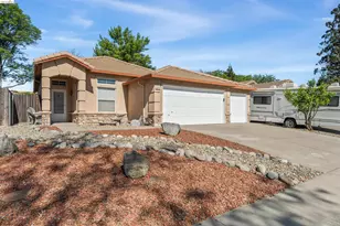 6013 Bach Ct, Citrus Heights, CA 95621 - Photo 2