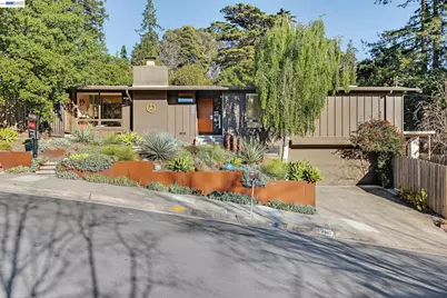 4985 Hedge Ln, Oakland, CA 94602 - Photo 32