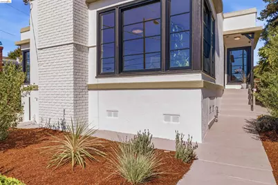 4484 Tulip Ave, Oakland, CA 94619 - Photo 8