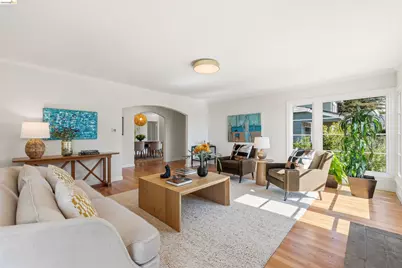 4484 Tulip Ave, Oakland, CA 94619 - Photo 18