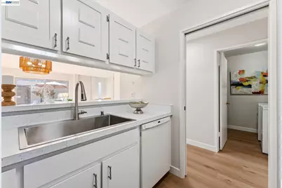 1159 Admiralty Ln, Alameda, CA 94502 - Photo 4