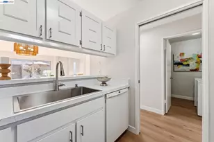 1159 Admiralty Ln, Alameda, CA 94502 - Photo 4