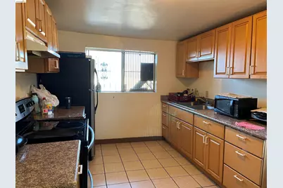 381A, 381B, 383 34th St, Richmond, CA 94804 - Photo 10