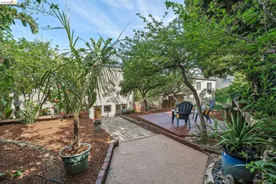 2306 Ivy Dr, Oakland, CA 94606 - Photo 46