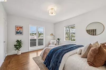 2306 Ivy Dr, Oakland, CA 94606 - Photo 24