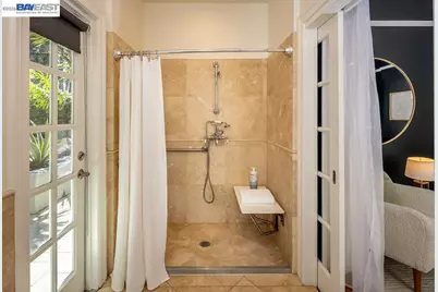 2420 9th Ave, Oakland, CA 94606 - Photo 18