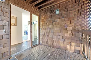 5982 Ascot Dr, Oakland, CA 94611 - Photo 16