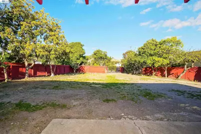 387 Tennyson Rd, Hayward, CA 94544 - Photo 40