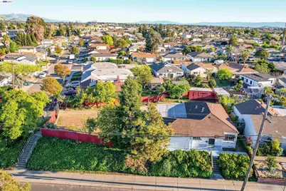 387 Tennyson Rd, Hayward, CA 94544 - Photo 4