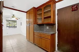 387 Tennyson Rd, Hayward, CA 94544 - Photo 22