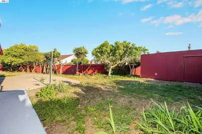 387 Tennyson Rd, Hayward, CA 94544 - Photo 22