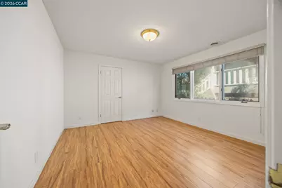 5910 Chabot Rd, Oakland, CA 94618 - Photo 38