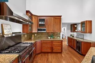 951 Redwood Dr, Danville, CA 94506 - Photo 22