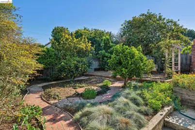 5830 Sutter Ave, Richmond, CA 94804 - Photo 48