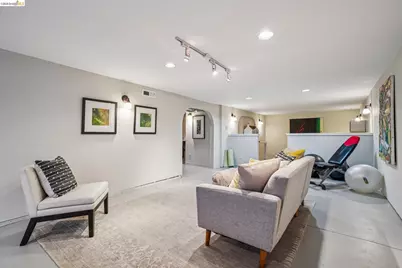 5830 Sutter Ave, Richmond, CA 94804 - Photo 36