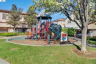 489 Silverwood St, Brentwood, CA 94513 - Photo 38