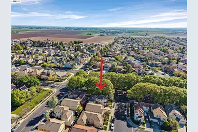 489 Silverwood St, Brentwood, CA 94513 - Photo 38