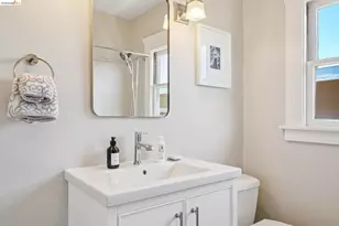 1524 Hampel St, Oakland, CA 94602 - Photo 30