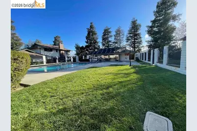 2416 Shadow Ln #74, Antioch, CA 94509 - Photo 24