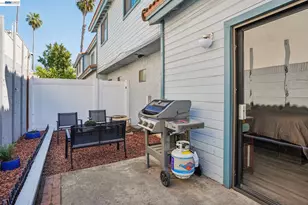 1255 Los Robles Ave, Pasadena, CA 91104 - Photo 32