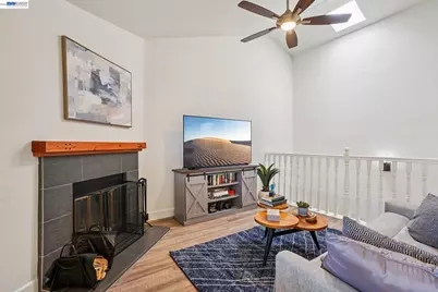 1255 Los Robles Ave #9, Pasadena, CA 91104 - Photo 4