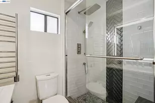 1255 Los Robles Ave, Pasadena, CA 91104 - Photo 16