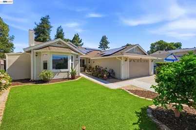 31262 San Andreas Dr, Union City, CA 94587 - Photo 2