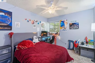 6424 Vagedes, Fresno, CA 93711 - Photo 28