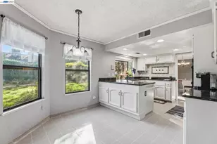 6424 Vagedes, Fresno, CA 93711 - Photo 4