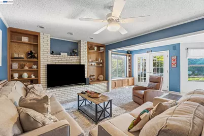 6424 Vagedes, Fresno, CA 93711 - Photo 22