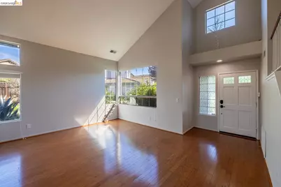 5037 Bronco Court, Antioch, CA 94531 - Photo 14