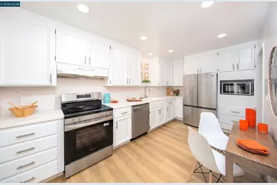600 Terra California Dr #4, Walnut Creek, CA 94595 - Photo 2